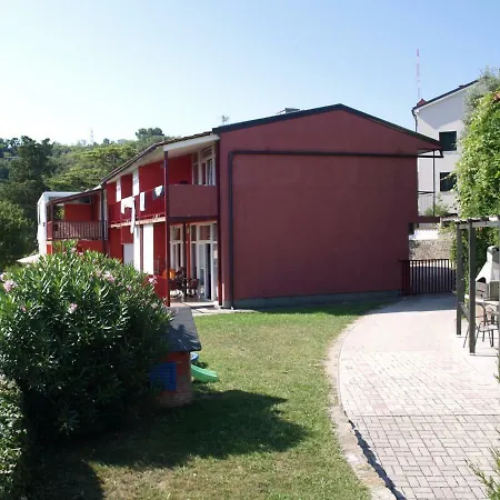 Lavanda Fiesa Apartment *